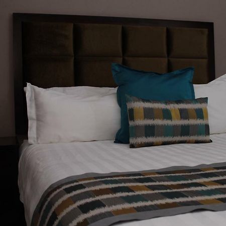 Triple Palms Bed And Breakfast Gaborone Ngoại thất bức ảnh