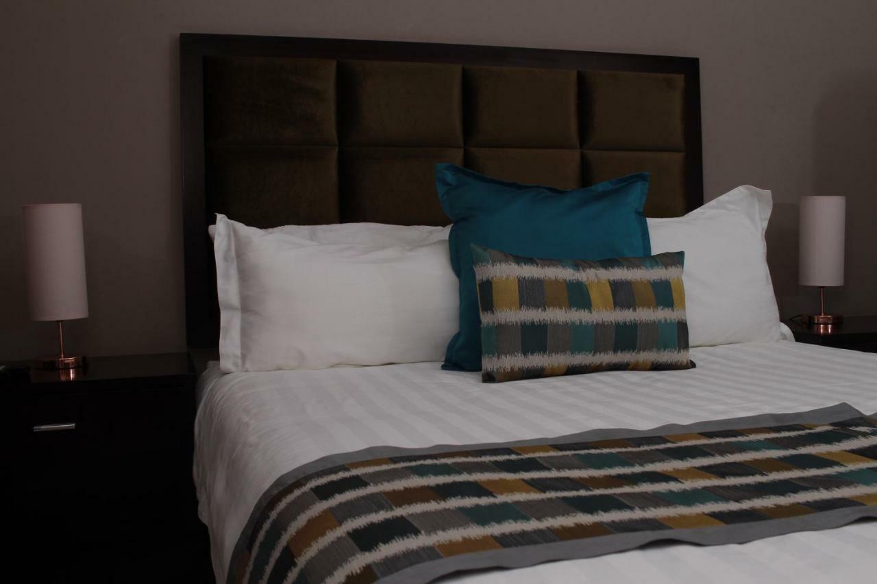 Triple Palms Bed And Breakfast Gaborone Ngoại thất bức ảnh